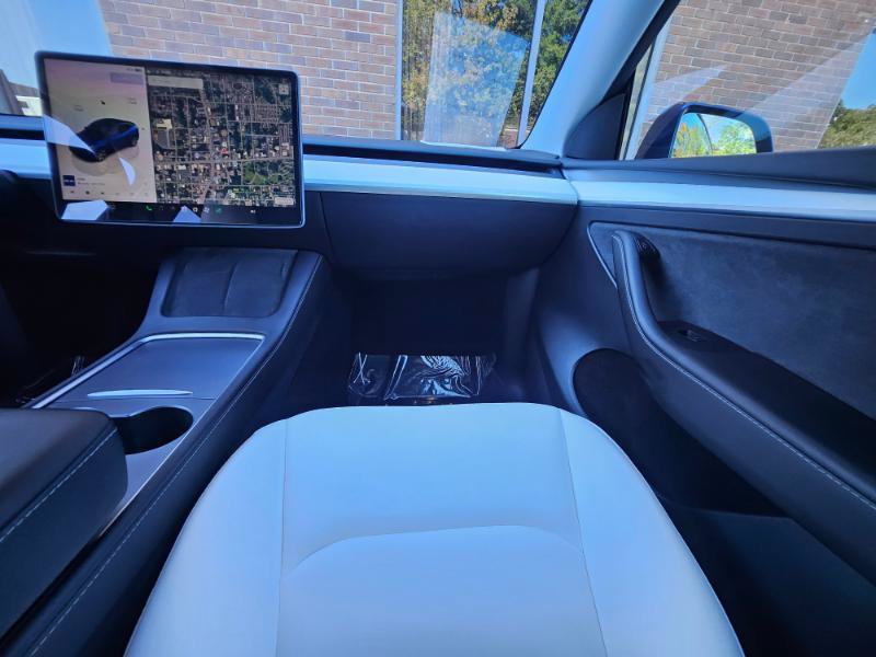 Used 2023 Tesla Model Y Long Range AWD/4WD image 56