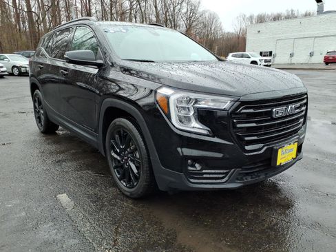 Certified 2023 GMC Terrain SLT w/ Elevation Edition image 1