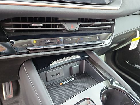 New 2026 Buick Envision Sport Touring image 19