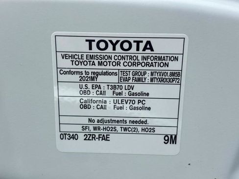 Used 2021 Toyota Corolla LE w/ Carpet Mat Package (TMS) FWD image 44