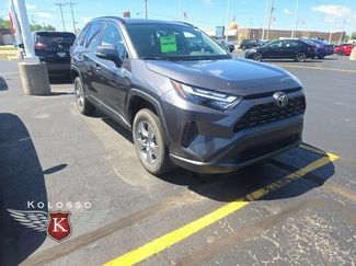 Used 2025 Toyota RAV4 XLE AWD/4WD video 1