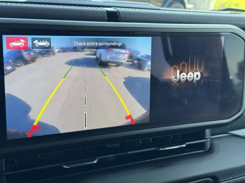 Certified 2024 Jeep Wrangler Unlimited Rubicon image 18