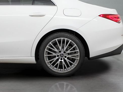 Used 2020 Mercedes-Benz CLA 250 image 38