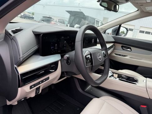 Used 2025 Nissan Murano SL AWD/4WD image 13