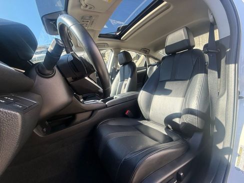 Used 2020 Honda Civic Touring image 13