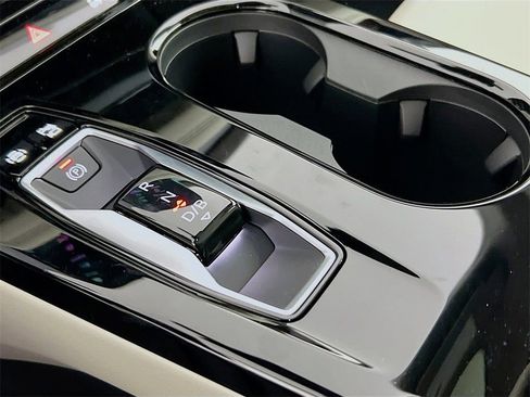 New 2025 Audi A6 e-tron Premium RWD image 16