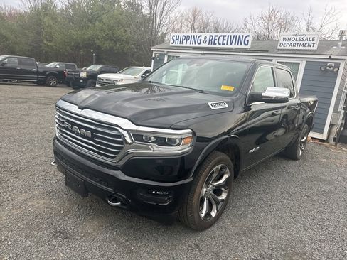 Used 2023 RAM 1500 Limited image 3