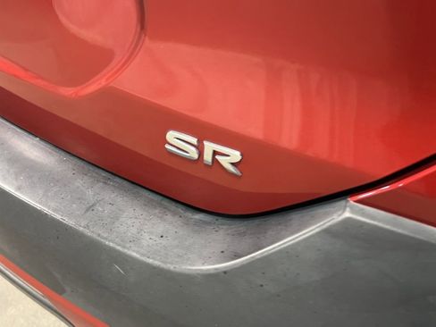 Used 2019 Nissan Kicks SR w/ SR Premium Package FWD image 13