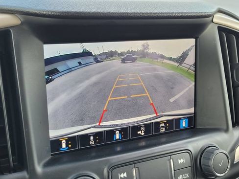 Used 2022 GMC Terrain Denali w/ Denali Premium Package AWD/4WD image 19