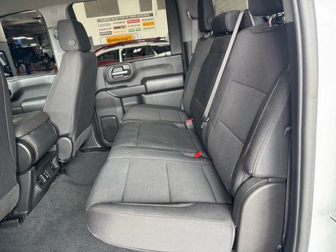 Used 2025 GMC Sierra 2500 Pro w/ Convenience Package AWD/4WD image 11