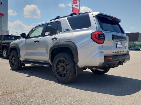 New 2026 Toyota 4Runner TRD Off-Road AWD/4WD image 8