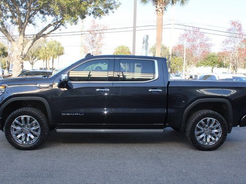 Used 2024 GMC Sierra 1500 Denali image 9