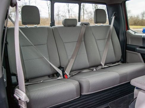 Used 2019 Ford F250 XLT w/ XLT Premium Package image 32