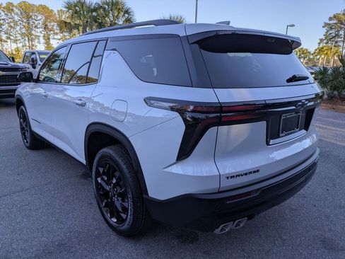 New 2026 Chevrolet Traverse LT w/ Midnight/Sport Edition image 6