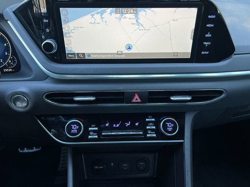 Used 2022 Hyundai Sonata SEL Plus w/ Cargo Package image 18