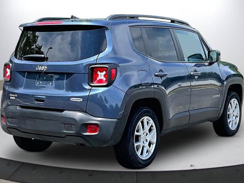 Used 2020 Jeep Renegade Latitude w/ Popular Equipment Group AWD/4WD image 9