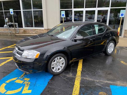 Used 2012 Dodge Avenger SE FWD image 2