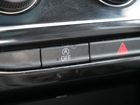 Certified 2023 Volkswagen Atlas SEL image 33