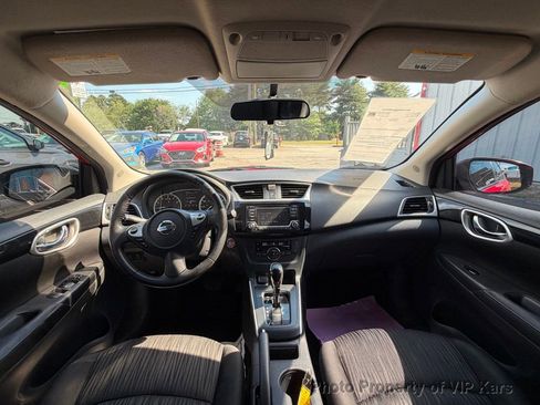 Used 2018 Nissan Sentra SV FWD image 17