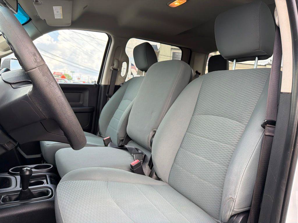 Used 2018 RAM 2500 Tradesman w/ Chrome Appearance Group AWD/4WD image 27