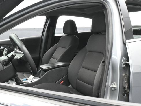 Used 2024 Chevrolet Malibu LT FWD image 10