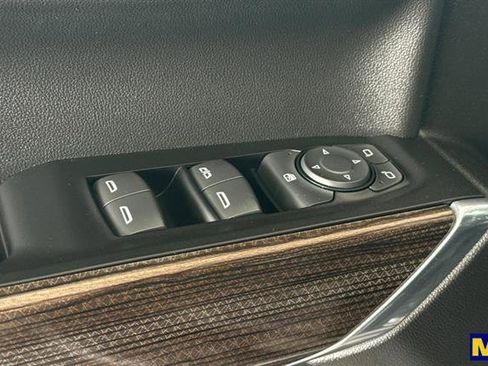 Used 2021 Chevrolet Silverado 1500 LT Trail Boss w/ Bed Protection Package image 12