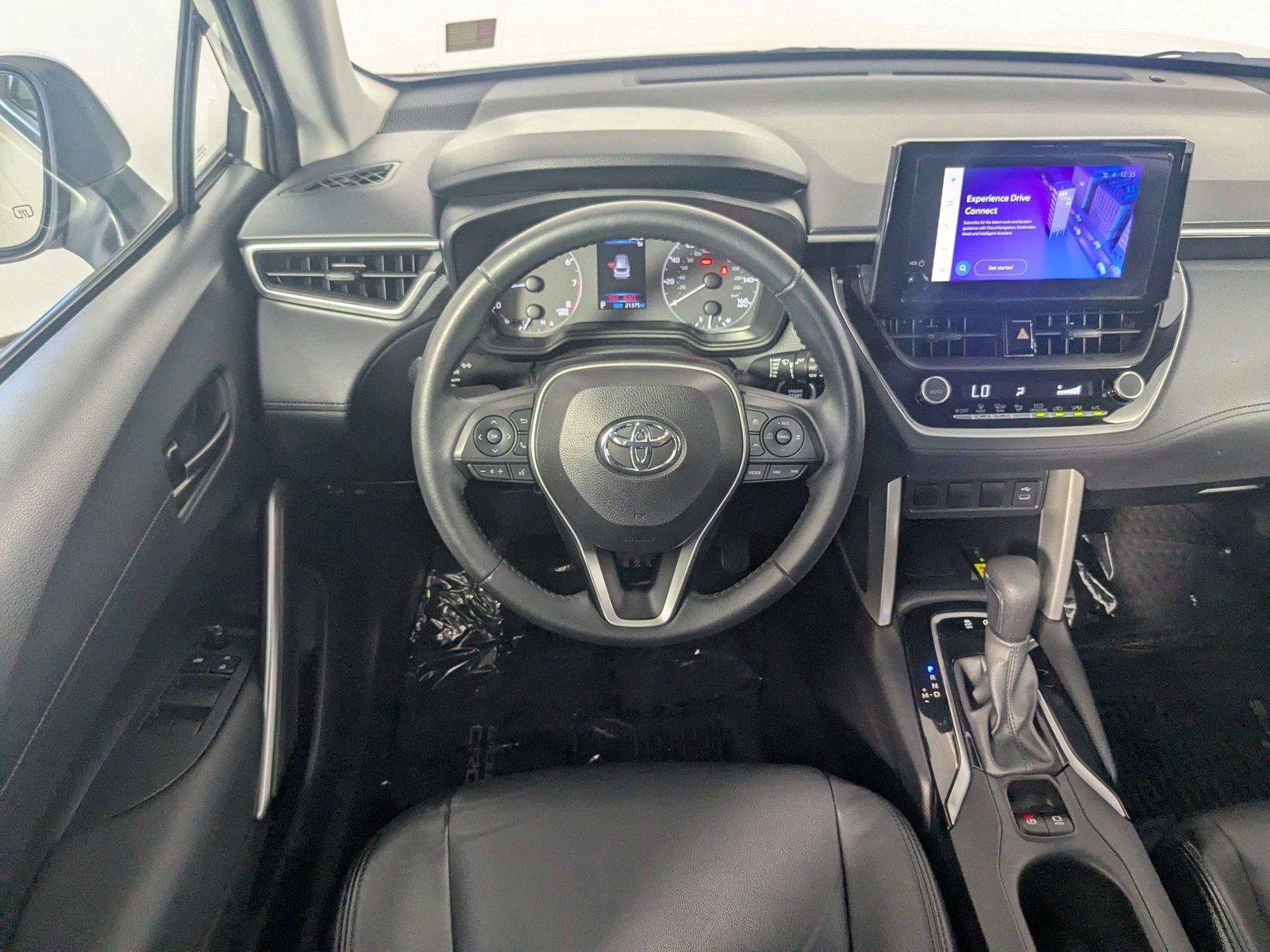 Certified 2023 Toyota Corolla Cross LE FWD image 37