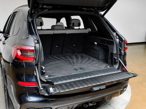 Used 2023 BMW X5 xDrive40i w/ M Sport Package image 58