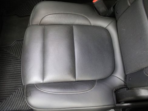 Used 2019 GMC Acadia SLT image 22