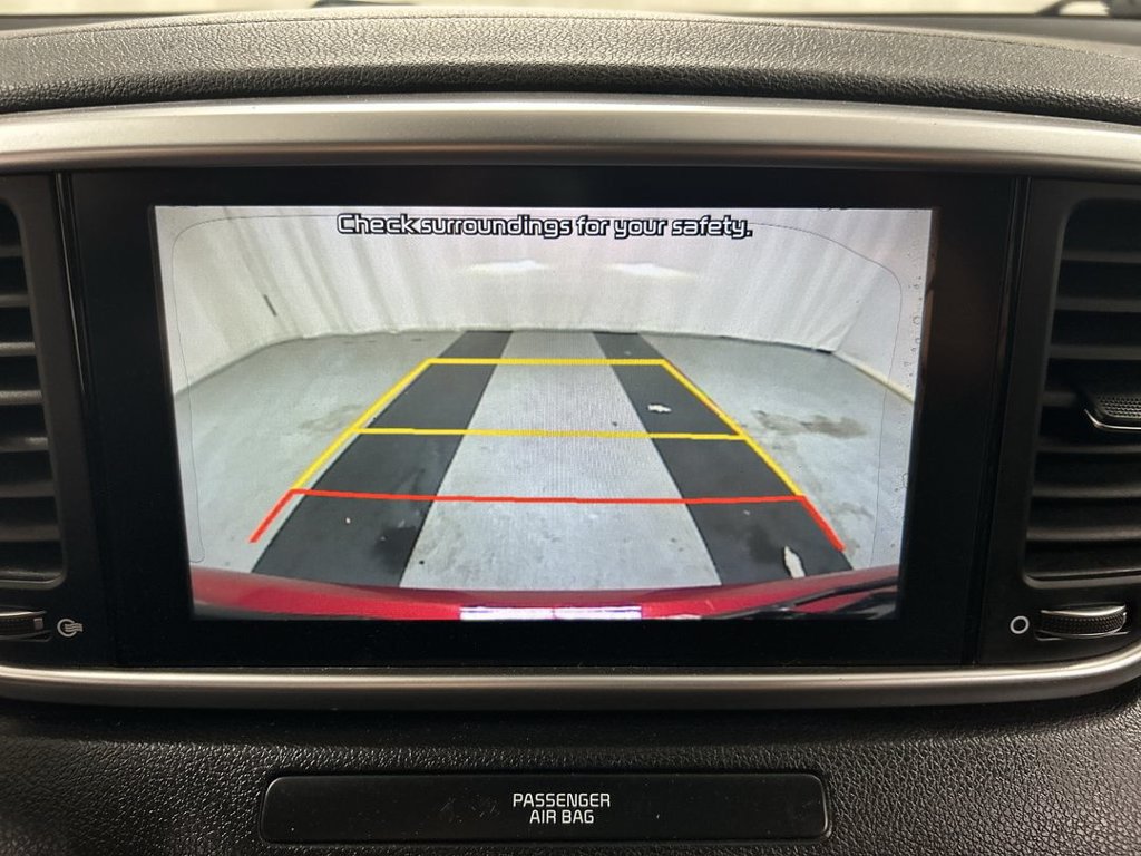 Used 2020 Kia Sportage LX w/ LX Popular Package AWD/4WD image 15