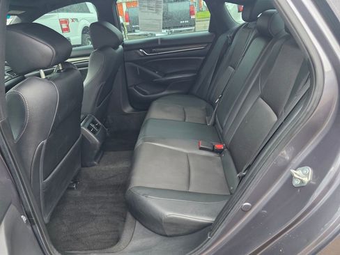 Used 2020 Honda Accord Sport image 9