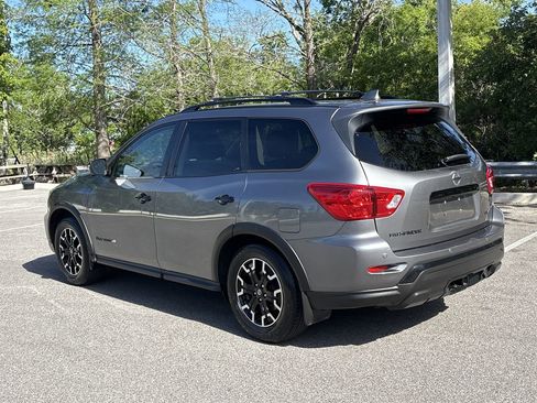 Used 2020 Nissan Pathfinder SL image 5