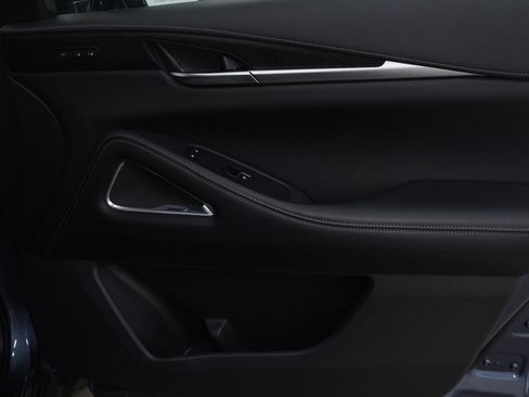 Used 2024 INFINITI QX60 Sensory image 9