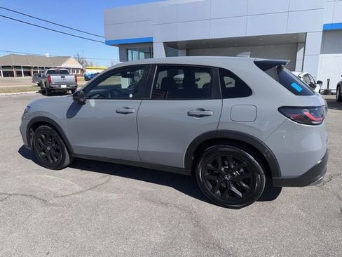 Used 2025 Honda HR-V Sport image 19