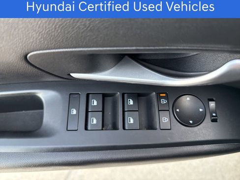 Certified 2025 Hyundai Santa Cruz SE image 22