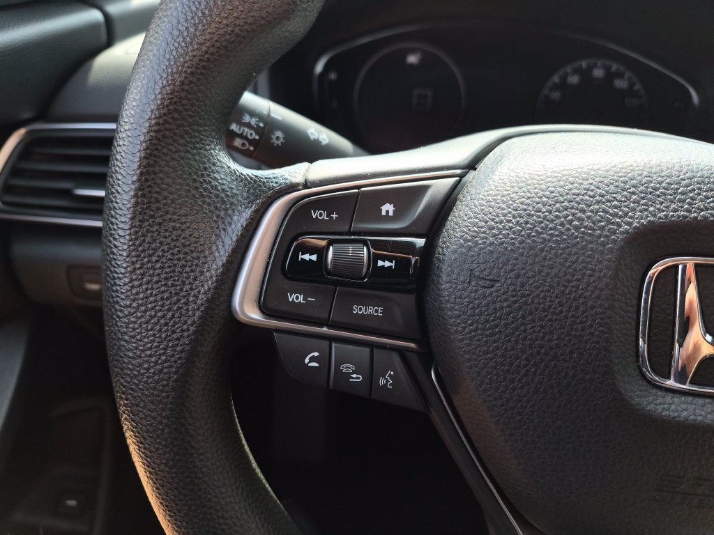Used 2018 Honda Accord LX image 24