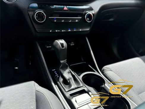 Used 2019 Hyundai Tucson Value FWD image 17