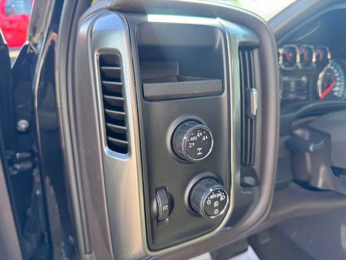 Used 2015 Chevrolet Silverado 1500 LTZ Z71 w/ LTZ Plus Package AWD/4WD image 12