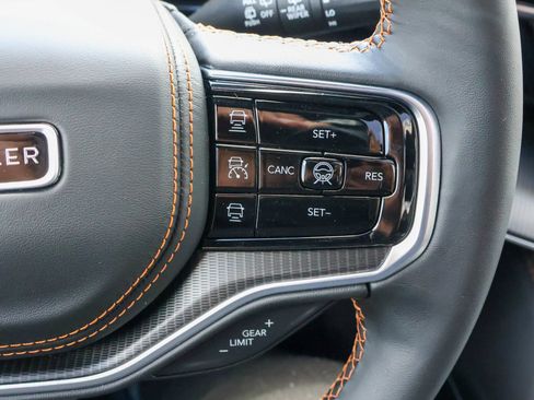 New 2026 Jeep Grand Wagoneer Summit AWD/4WD image 27