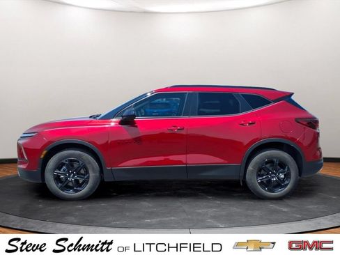 Certified 2024 Chevrolet Blazer LT w/ Convenience Package FWD image 2