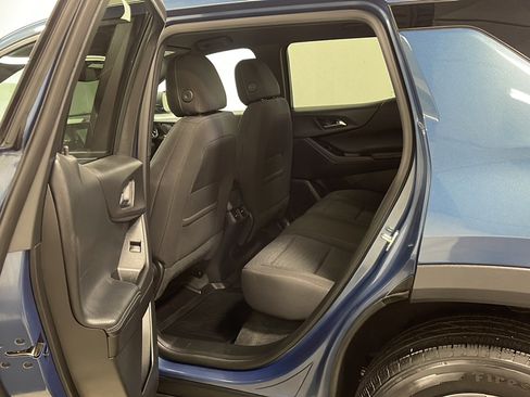 Used 2026 Chevrolet Equinox LT w/ LPO, Floor Liner Package FWD image 14