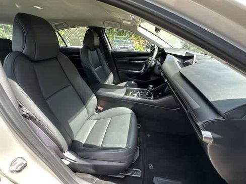 Used 2024 MAZDA MAZDA3 s FWD image 21
