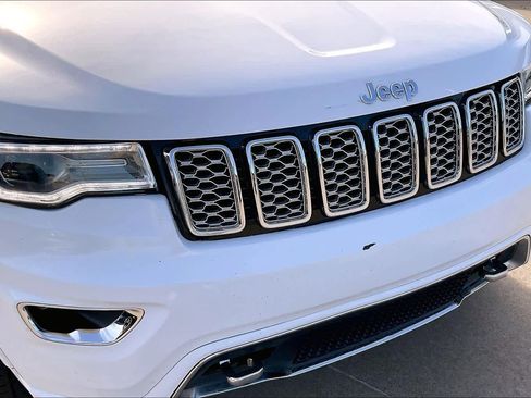 Used 2019 Jeep Grand Cherokee Overland image 29