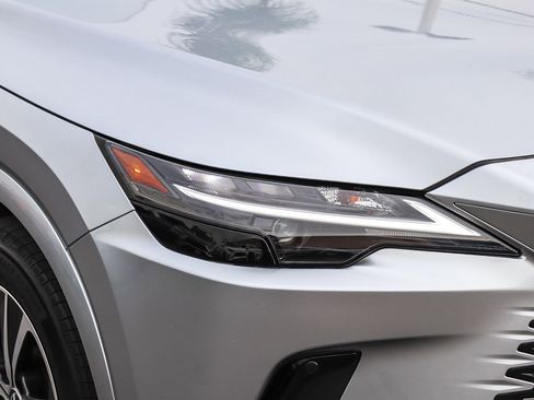 Used 2023 Lexus RX 350 Premium image 5