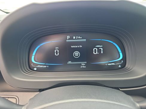 Certified 2026 Hyundai Venue SEL FWD image 36