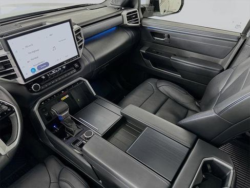 Certified 2024 Toyota Sequoia Platinum image 28