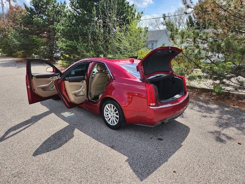 Used 2011 Cadillac CTS Luxury AWD/4WD image 12