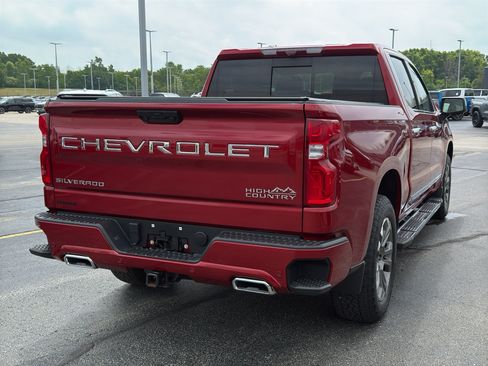 Certified 2024 Chevrolet Silverado 1500 High Country w/ Technology Package AWD/4WD image 5