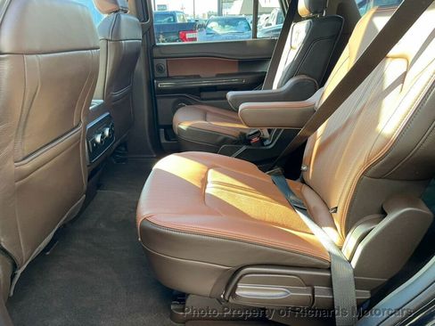 Used 2024 Ford Expedition King Ranch image 17