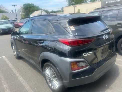Used 2018 Hyundai Kona SEL AWD/4WD image 3